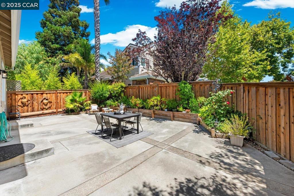 BLACK DIAMOND - Residential