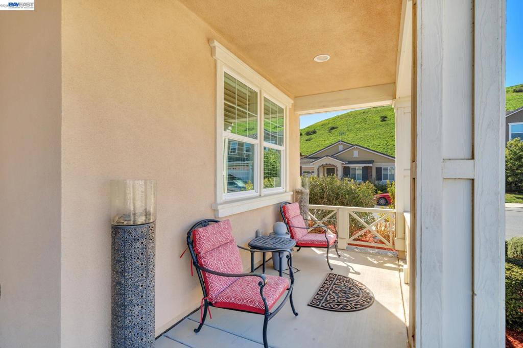 4061 Sarasta Bay Dr