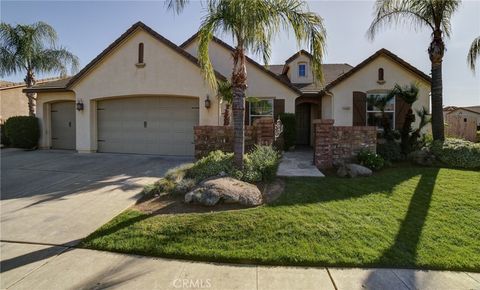 Photo of 3350 Buckingham Ave, Clovis, CA 93619 (MLS # FR26053388)