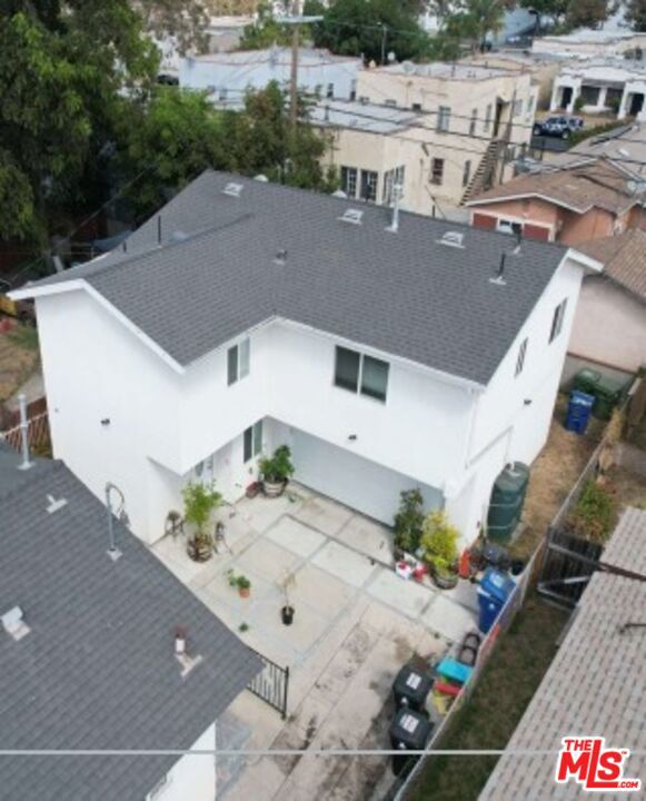 1049 W 61st Street