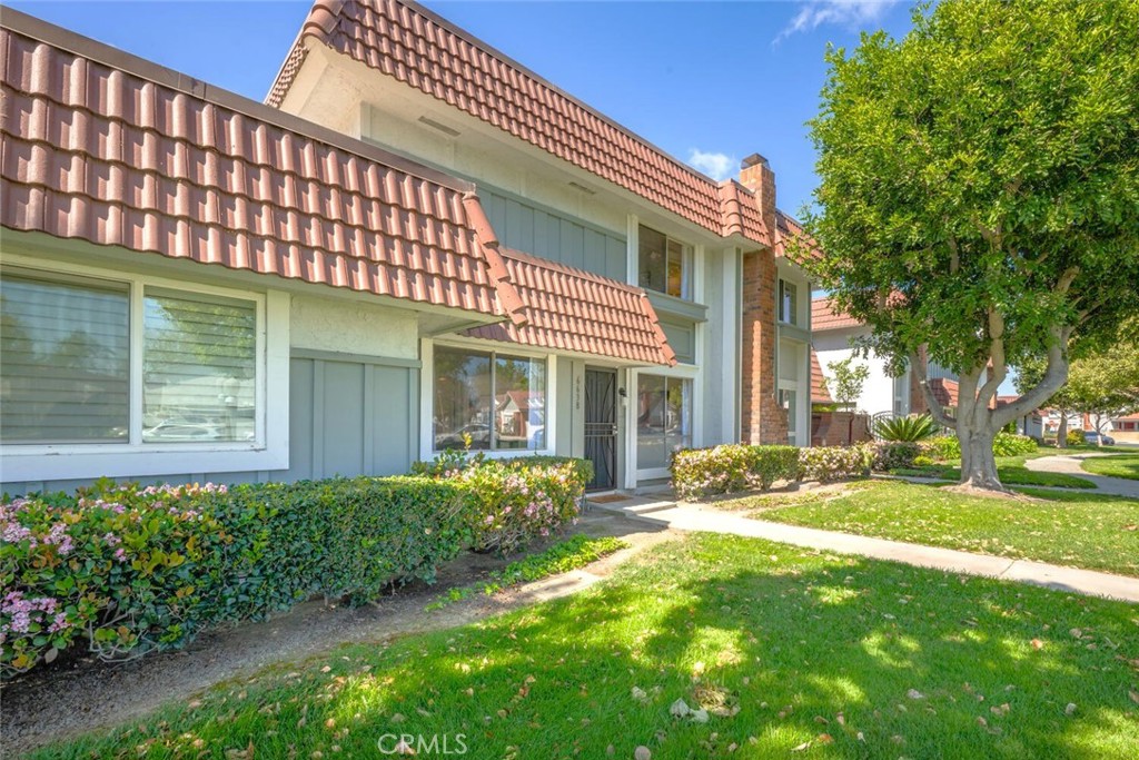 6638 Southampton Drive