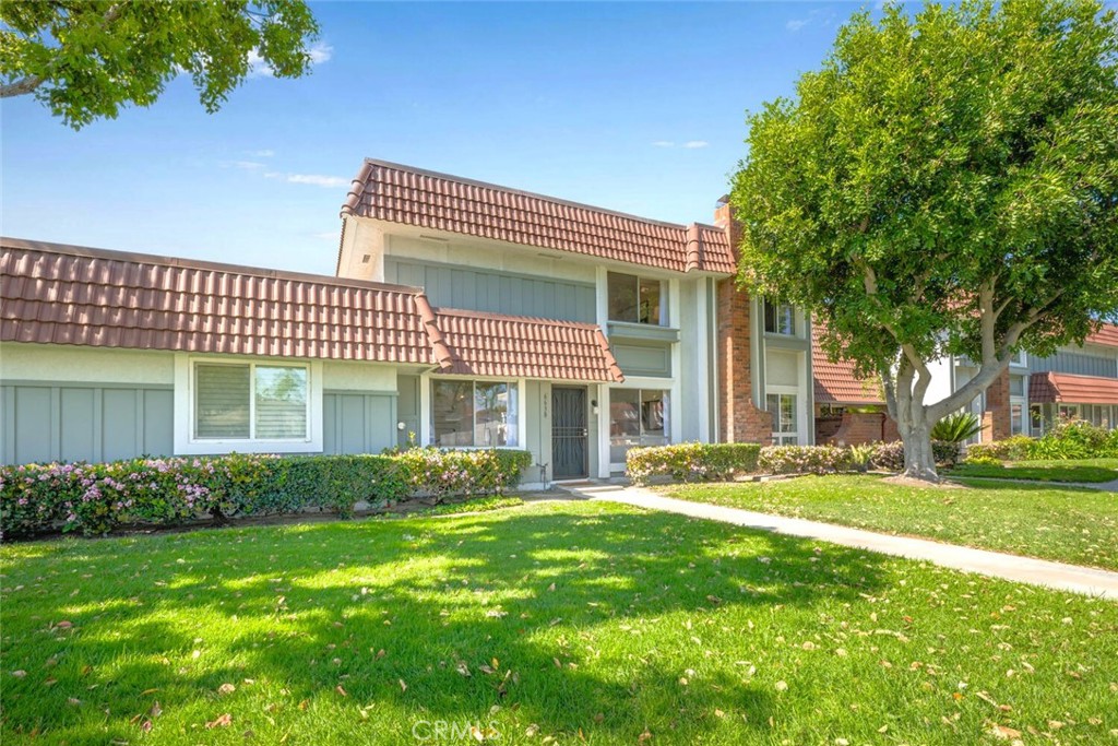 6638 Southampton Drive