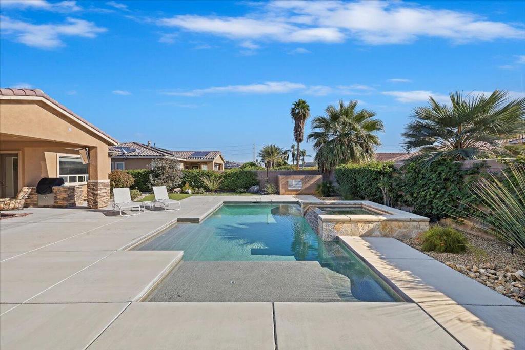 Encore - Residential