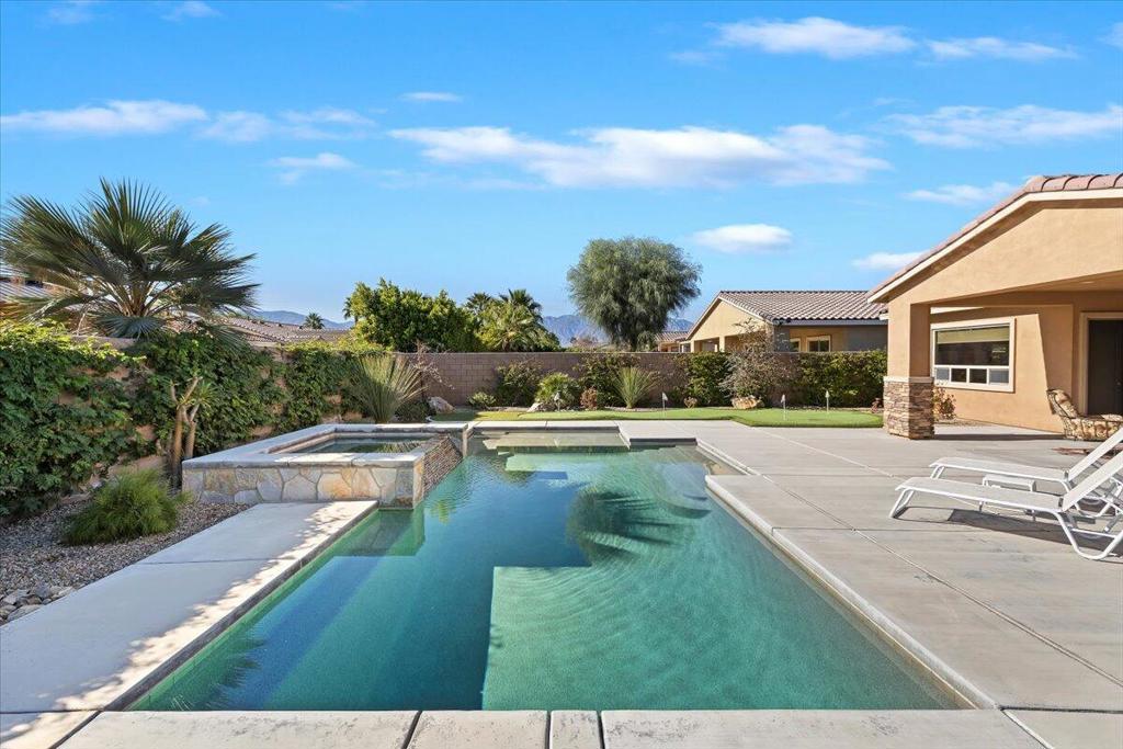 Encore - Residential