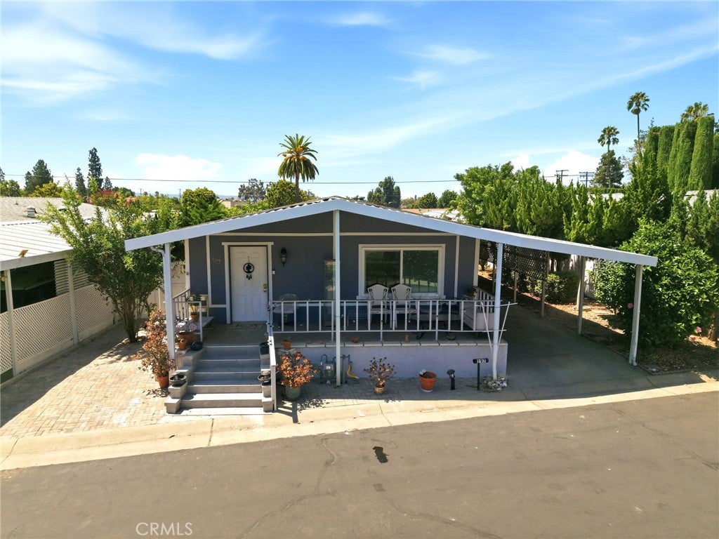 840 E Foothill Boulevard 197
