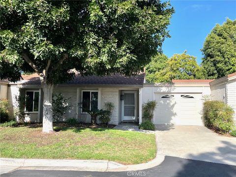 3139 Via Vista # B B Laguna Woods CA 92637