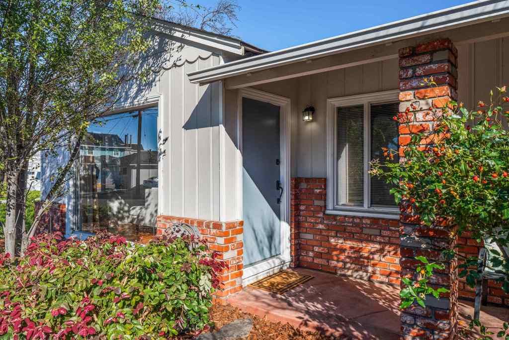 Photo of 13000 Neptune Dr Dr, San Leandro, CA 94577 (MLS # 41122916)