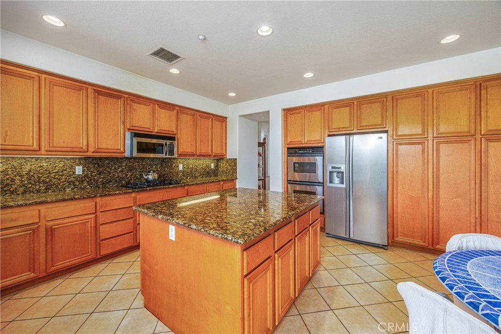6858 Bacon Lane