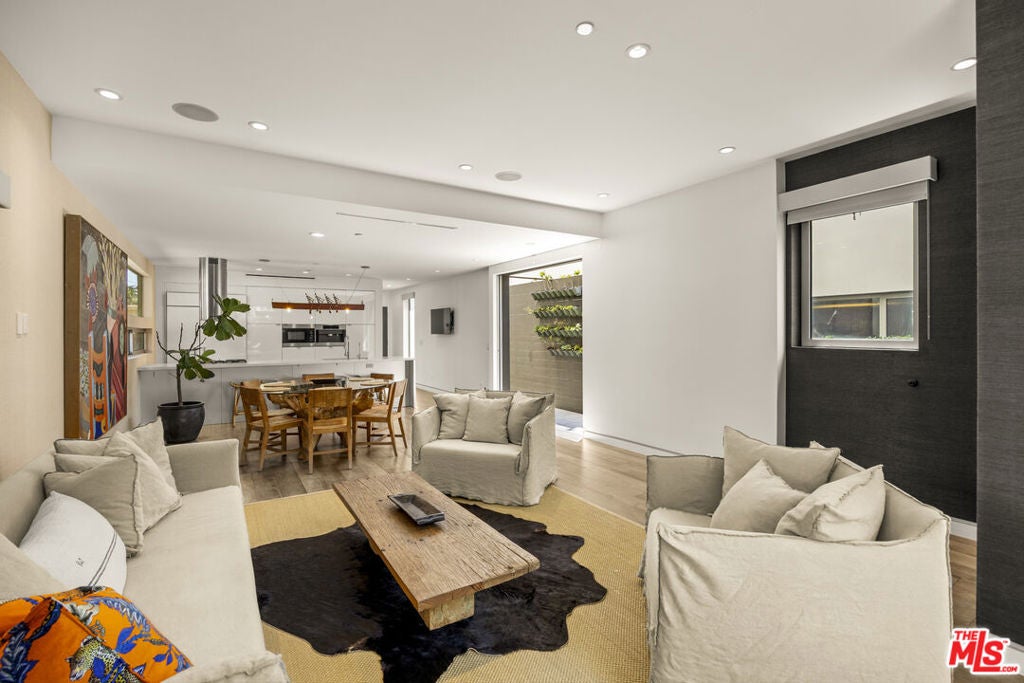 406 Grand Boulevard