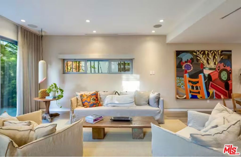 Photo of 406 Grand Boulevard, Venice, CA 90291 (MLS # 26830087)