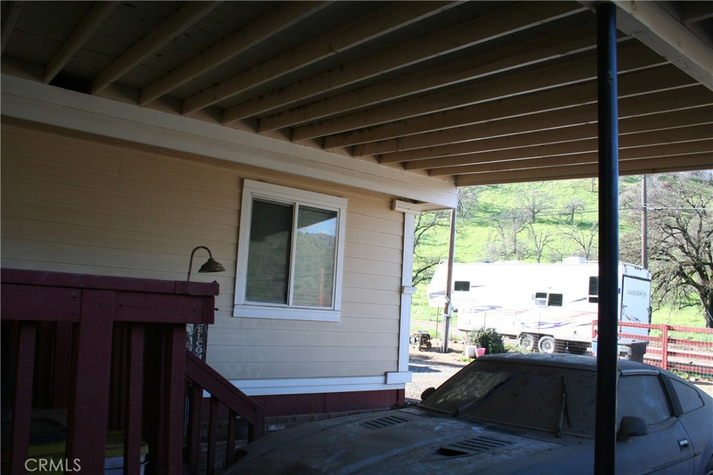 38290 38290 Roundtree Lane