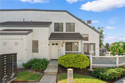 Photo of 97 Fallingstar #56, Irvine, CA 92614 (MLS # TR26145702)
