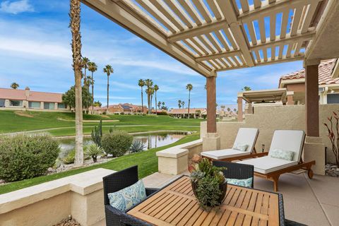 Photo of 42677 Turqueries Avenue, Palm Desert, CA 92211 (MLS # 219147483DA)