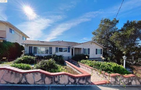 Photo of 8415 Aster Ave. Ave, Oakland, CA 94602 (MLS # 41119321)