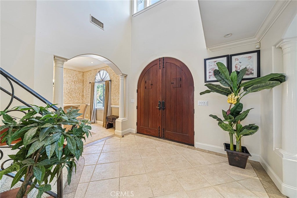 163 E Camino Real Avenue