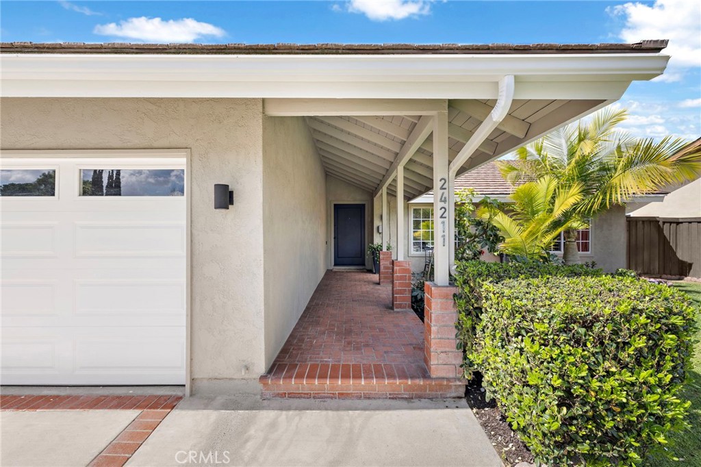 24211 Barquero Drive