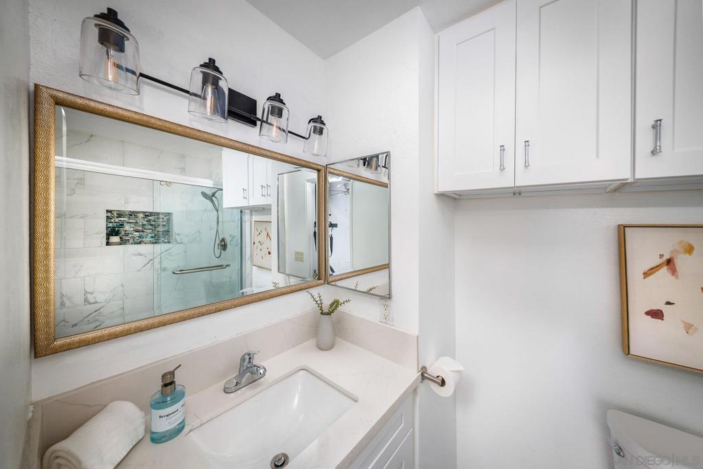 La Costa - Residential