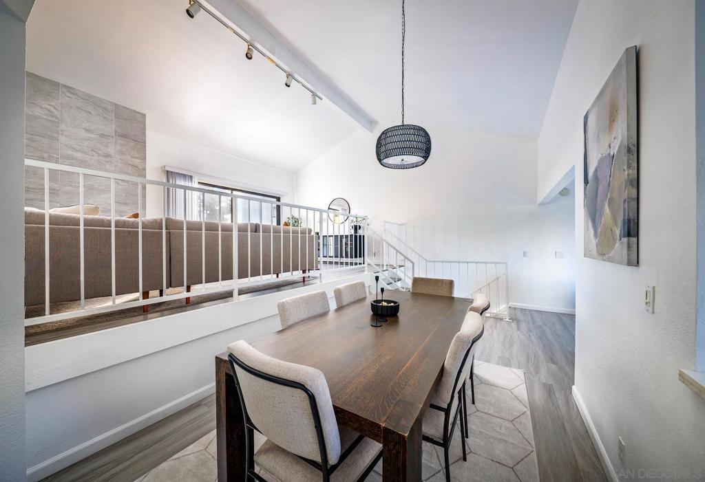 La Costa - Residential