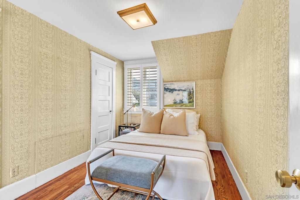 Coronado Village - Residential