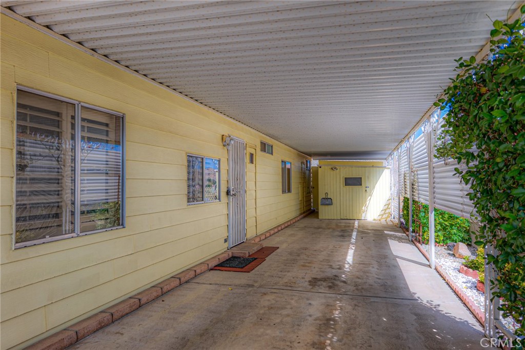 7501 Palm Ave SPC 70