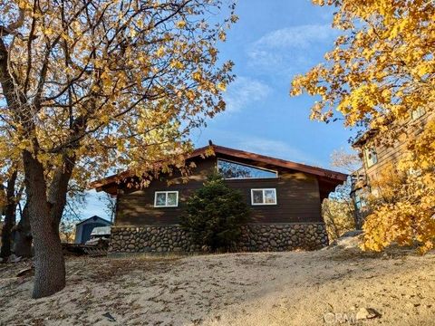 Photo of 32996 Maple Ln, Green Valley Lake, CA 92341 (MLS # WS26041536)