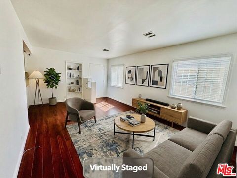 Photo of 3711 Selby Avenue, Los Angeles, CA 90034 (MLS # 26708655)