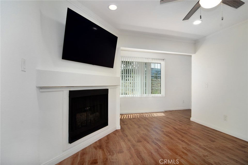 5525 Canoga Avenue 124