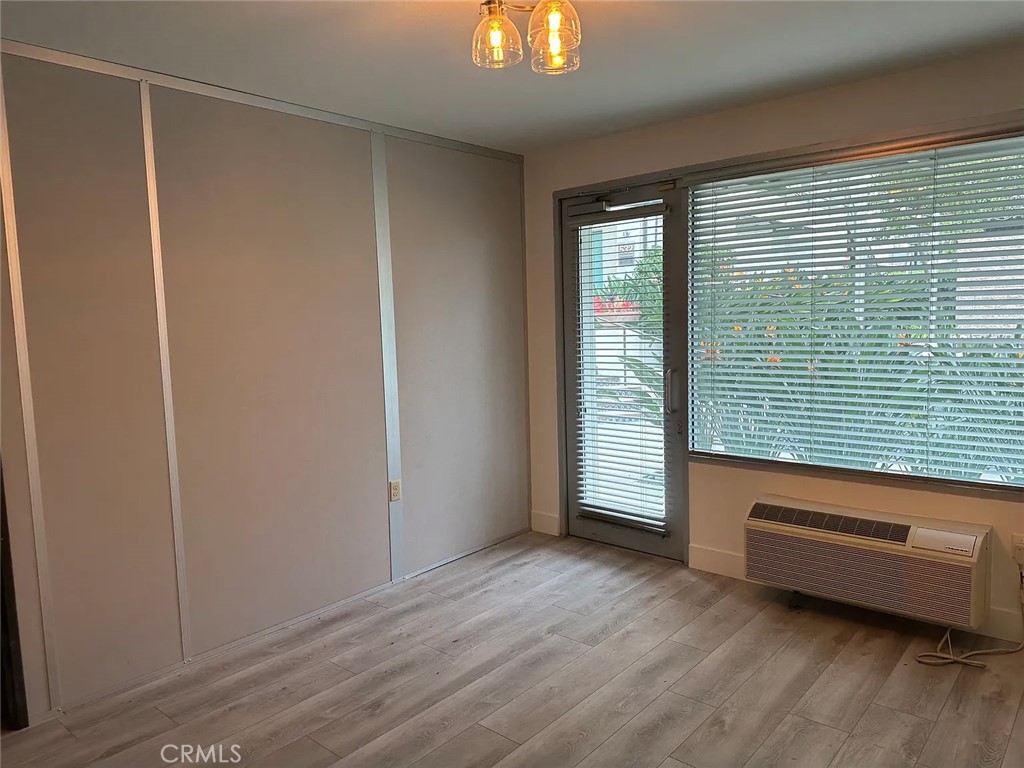 544 S Brea