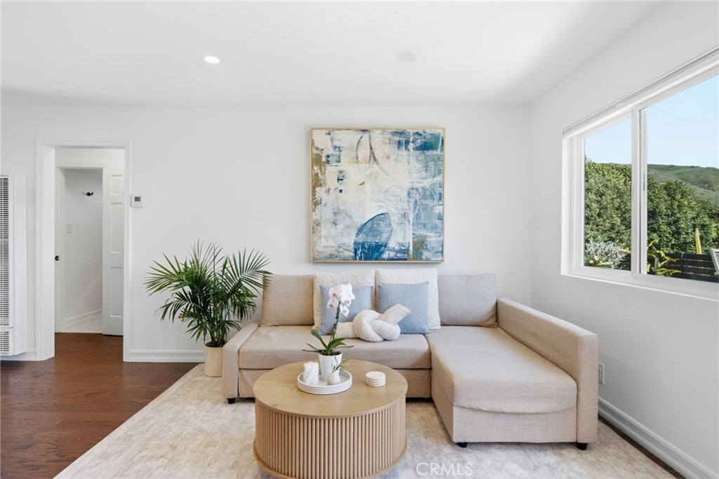 1474 Bluebird Canyon Drive, Laguna Beach CA 92651 - Photo 6