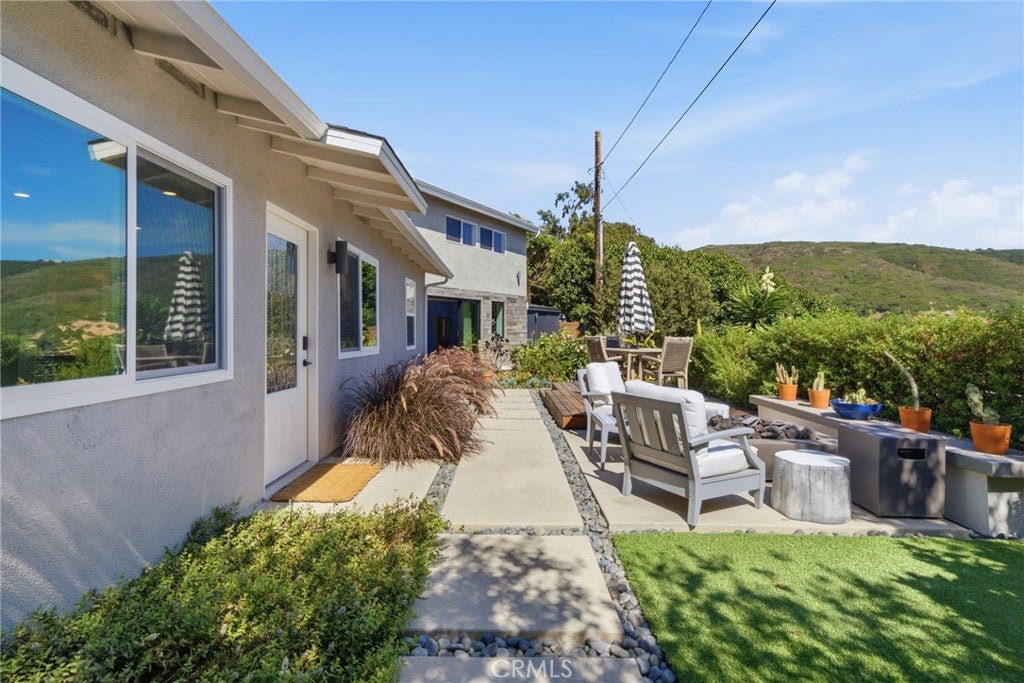1474 Bluebird Canyon Drive, Laguna Beach CA 92651 - Photo 13