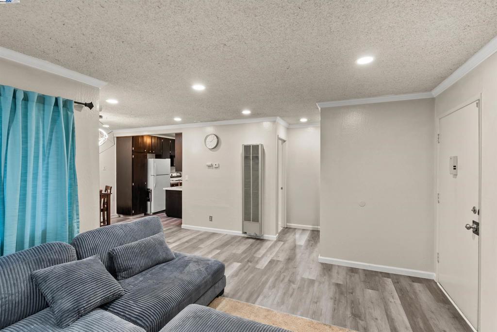 Not Listed - Residential