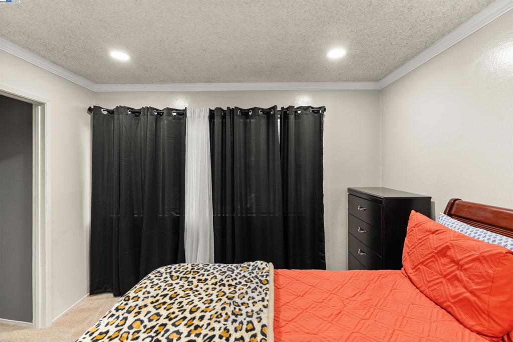 Not Listed - Residential