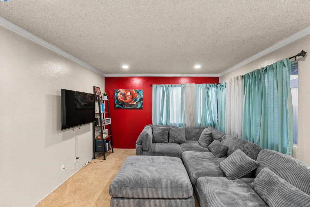 Not Listed - Residential