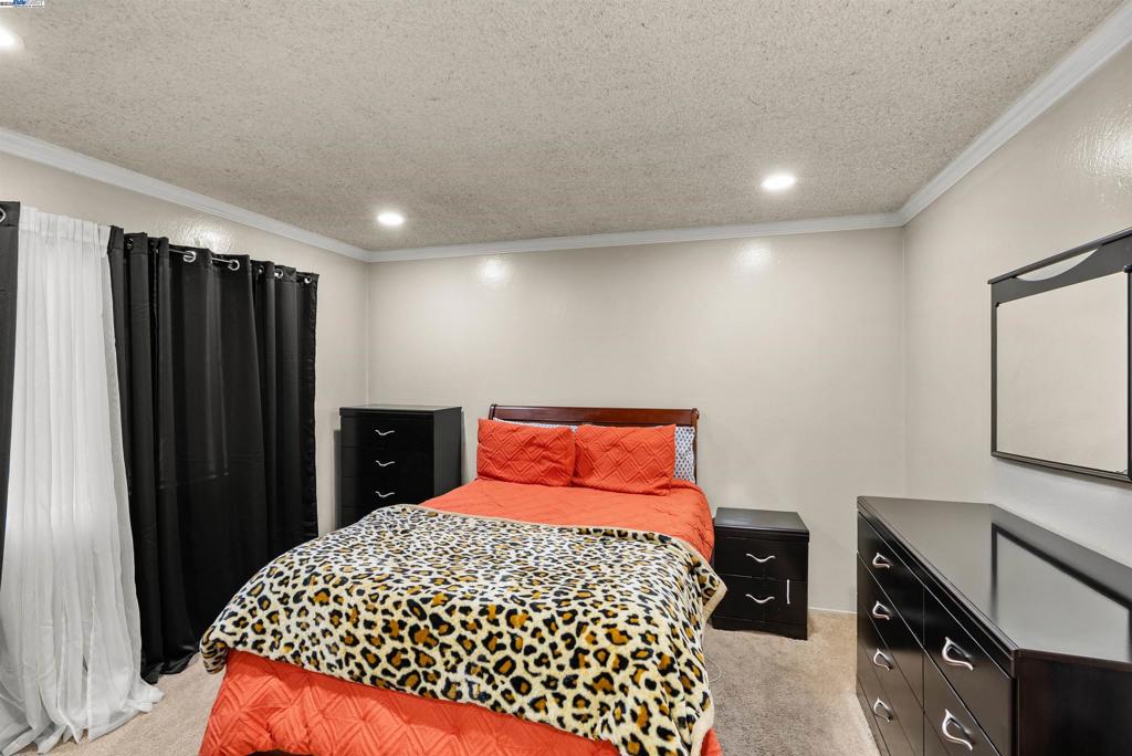 Not Listed - Residential