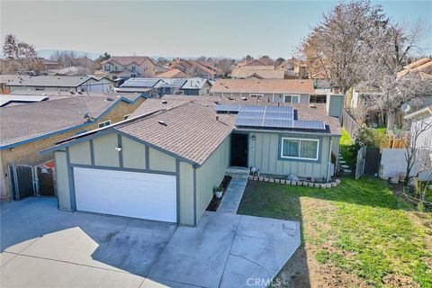 Photo of 43659 Ponderosa St, Lancaster, CA 93535 (MLS # PW26032047)