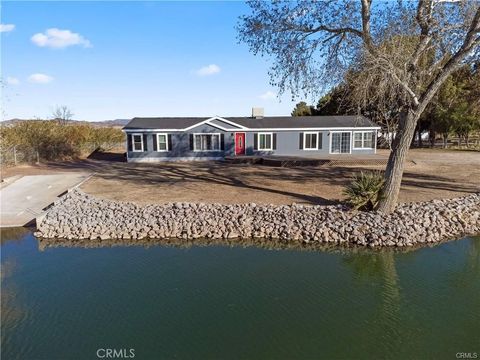 Photo of 34232 Maui Street, Newberry Springs, CA 92365 (MLS # HD26071032)