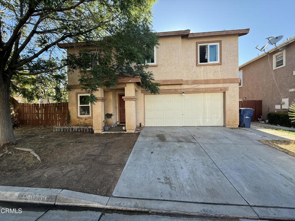 A wonderful 4 Bedrooms and 2 Bathroom HOME don't miss this opportunity to became a HOME OWNER