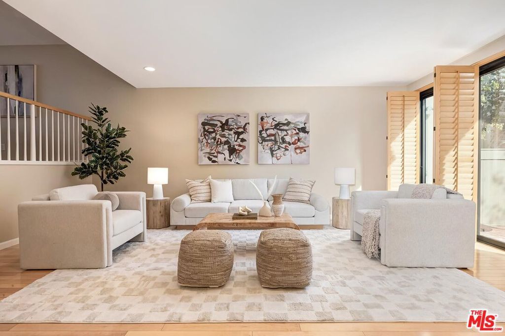 Photo of 13336 Maxella Avenue #5, Marina Del Rey, CA 90292 (MLS # 26651545)