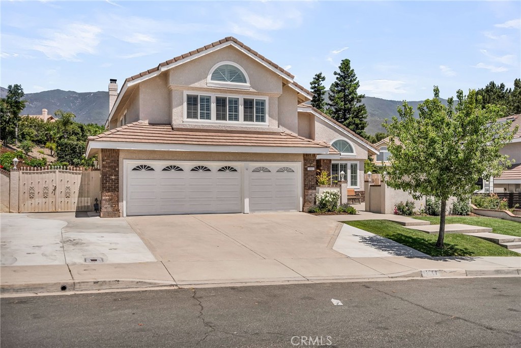 13982 Claremont Lane