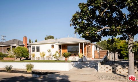 Photo of 8130 Fordham Road, Los Angeles, CA 90045 (MLS # 26662867)