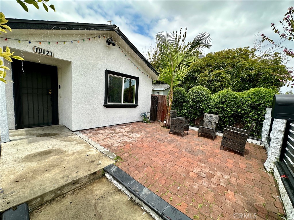 10621 Kalmia Street