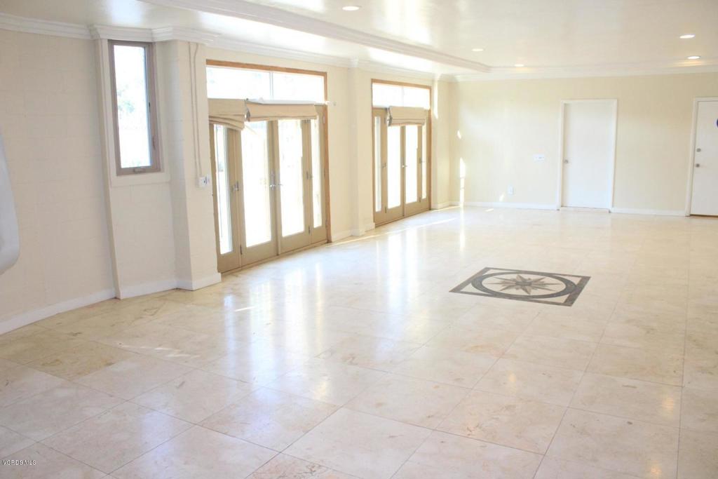 Santa Paula: Other - 0052 - Commercial Sale