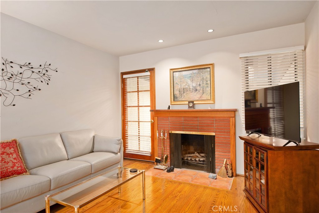 6631 Densmore Avenue