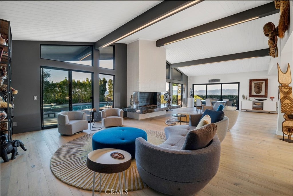 4326 Coronet Drive