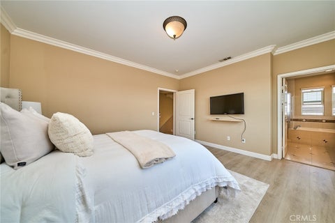 Tiny photo for 2577 Mountain Avenue, Duarte, CA 91010 (MLS # AR26158780)