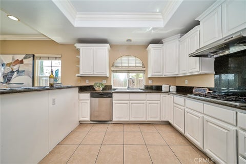 Tiny photo for 2577 Mountain Avenue, Duarte, CA 91010 (MLS # AR26158780)