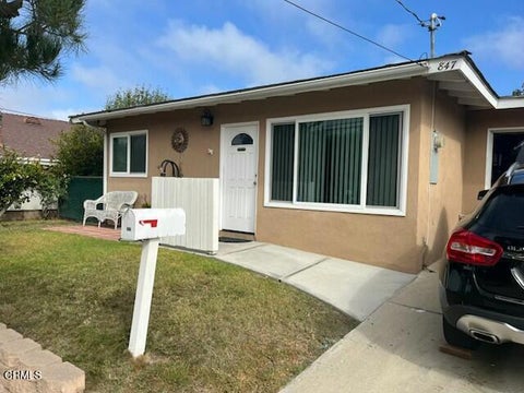 Photo of 847 E Ventura Street, Santa Paula, CA 93060 (MLS # V1-39552)