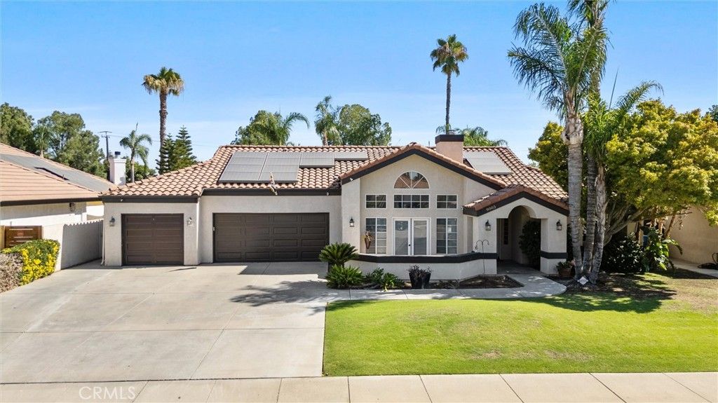 Photo of 9003 Birch Creek Ct, Bakersfield, CA 93312 (MLS # RS25246020)