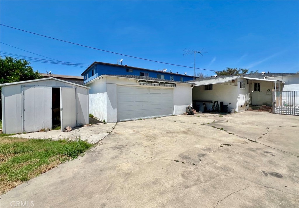 1554 W 207th Street