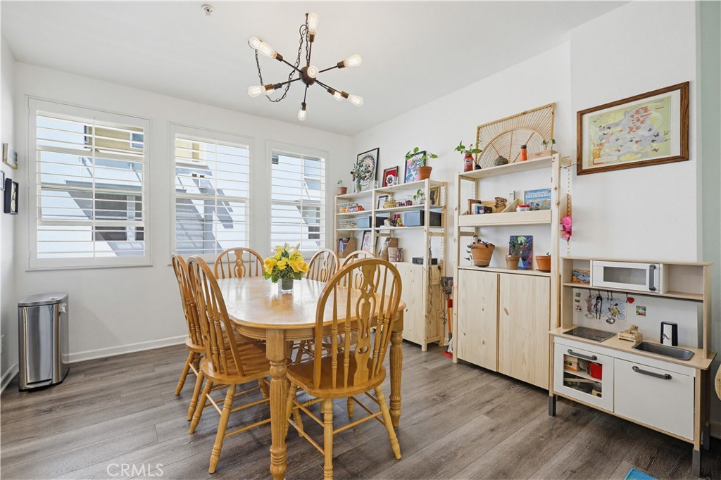 612 E Jeanette Lane